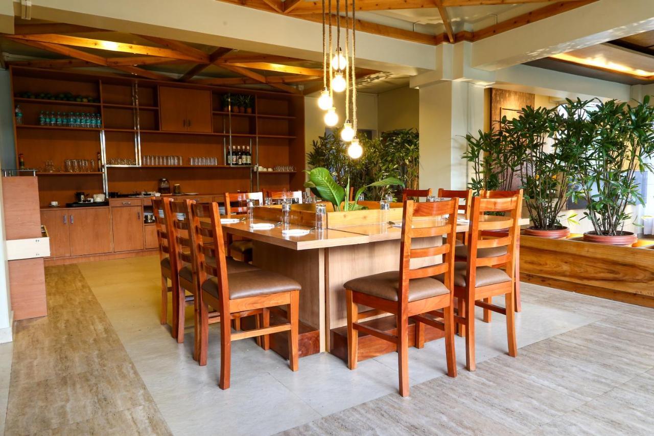 The Golf Retreat, Shillong Hotel Екстериор снимка